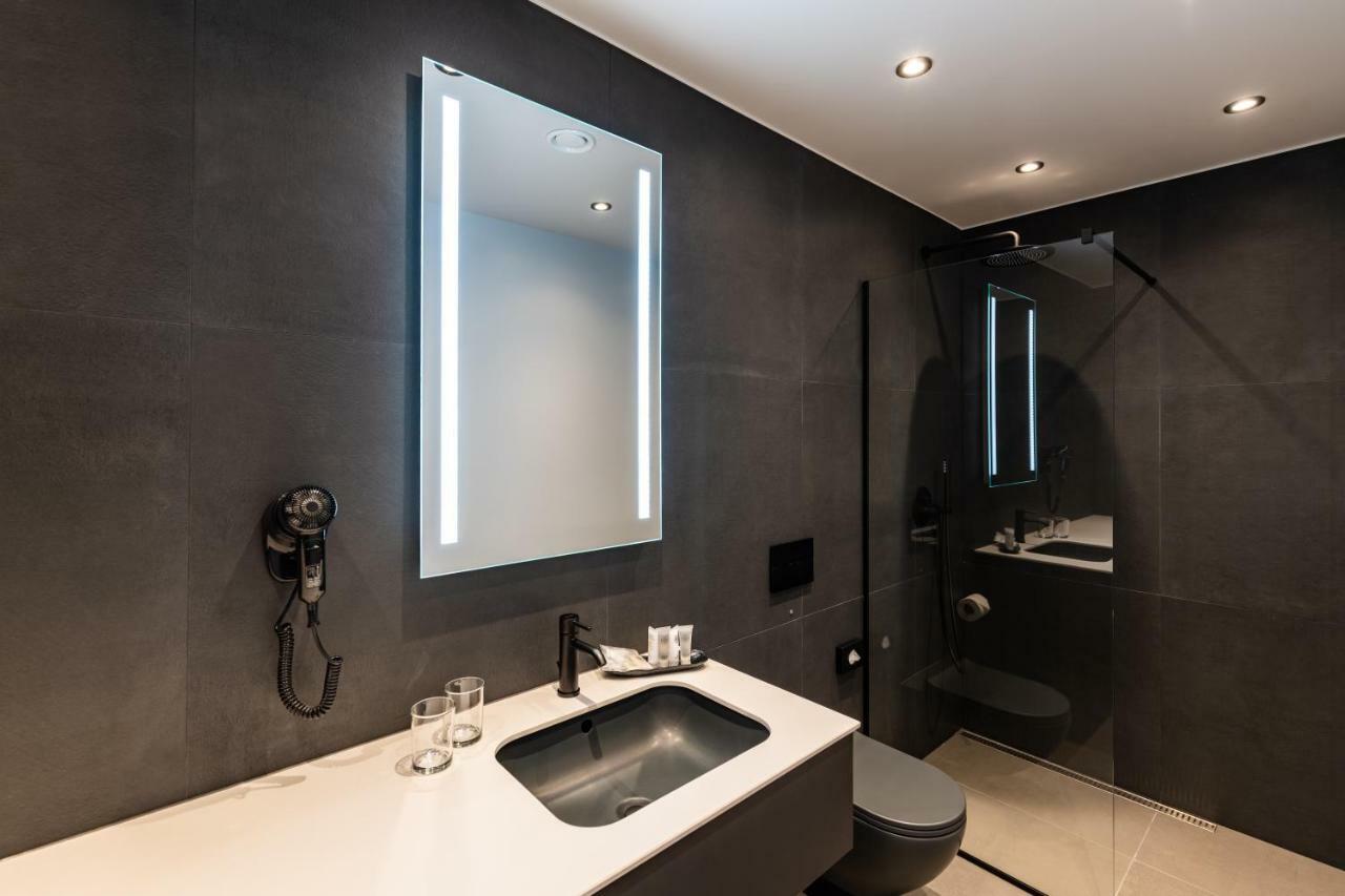 Maestro Design Hotel Liepaja Exterior photo