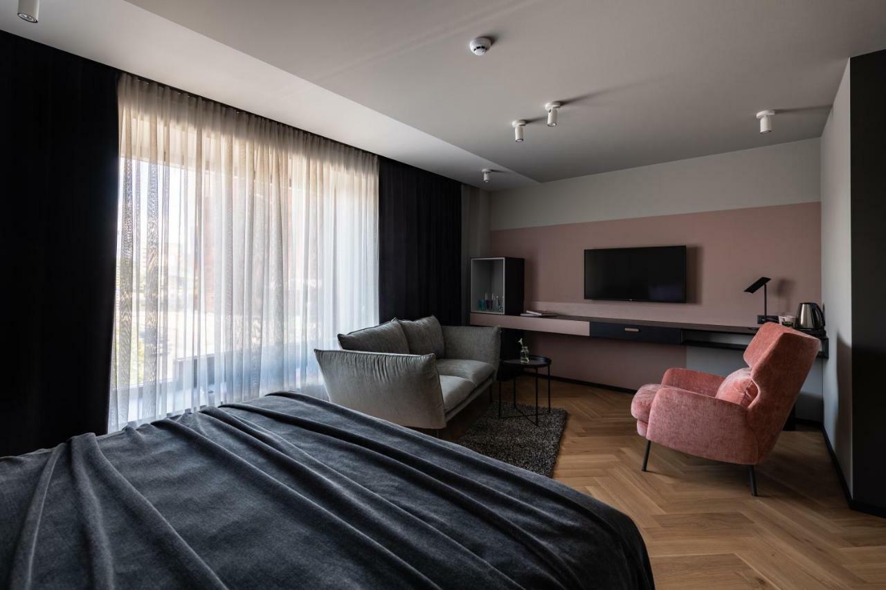 Maestro Design Hotel Liepaja Exterior photo