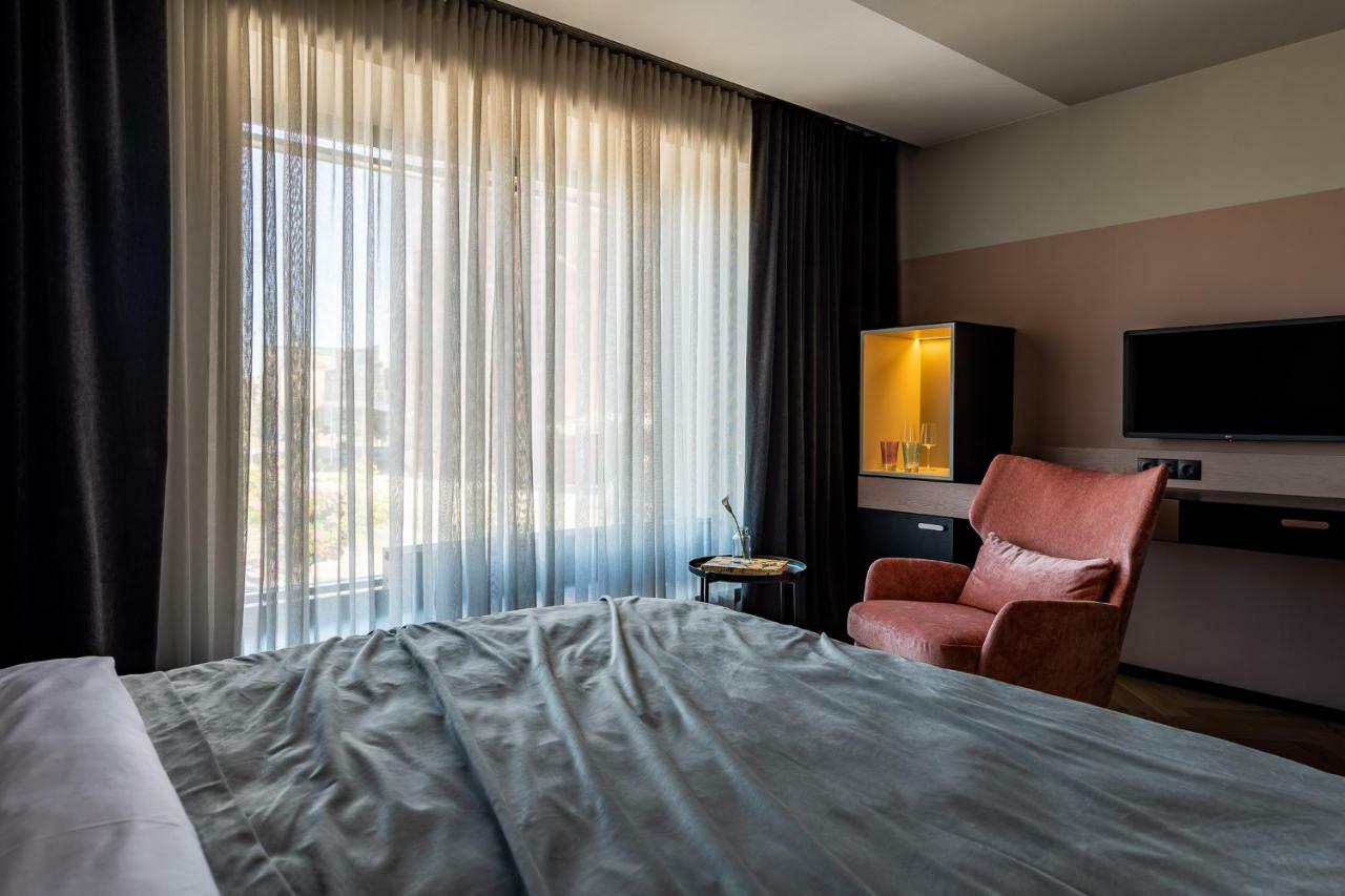 Maestro Design Hotel Liepaja Exterior photo